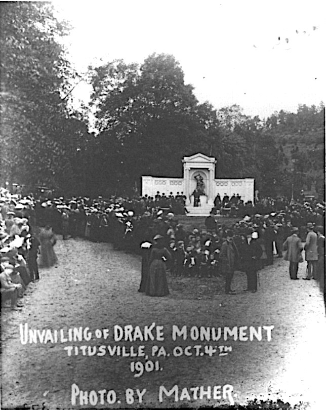 Crowd gathered for Oct. 4, 1901. unveiling of Drake Monument.